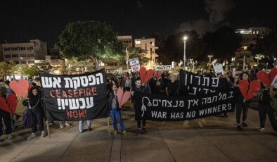 İsrailli aktivistler Tel Aviv’de gösteri düzenledi