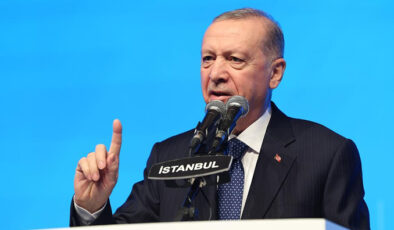 Cumhurbaşkanı Erdoğan’dan “Hakeme yumruk” olayına tepki