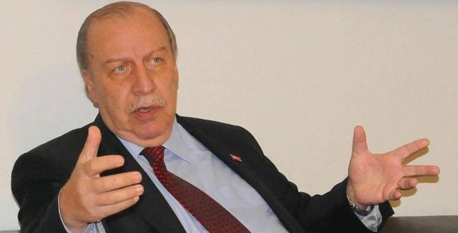 Eski Çalışma Bakanı Yaşar Okuyan hayatını kaybetti