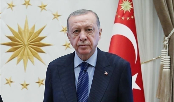 Erdoğan: Ekonomideki sıkıntılar yıl sonu hafifleyecek