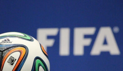 Başlığı Infantino attı: FIFA’dan ‘mavi kart’a kırmızı kart!