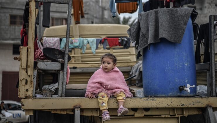 Gazze Şeridi’nden Refah kentine göç edenlerin sayısı 1 milyona yaklaştı