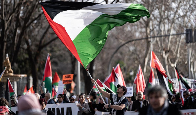 Madrid’de Filistin’e destek gösterisi düzenlendi