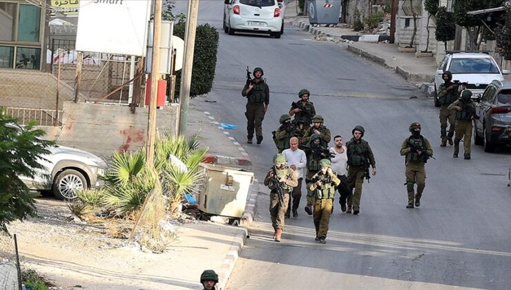 İsrail güçleri son 100 günde 5 bin 875 Filistinliyi gözaltına aldı