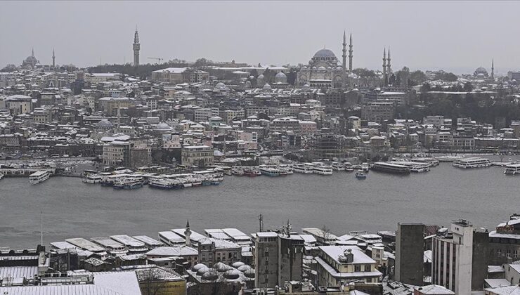 İstanbul’da cuma ve cumartesi günleri hafif kar yağışı bekleniyor