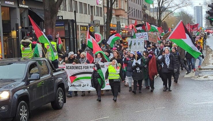 İsveç’te Filistin’e destek gösterisi düzenlendi