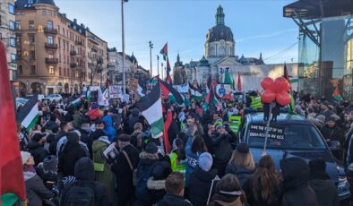 İsveç’te binlerce kişi Filistin’e destek için yürüdü