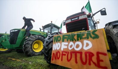 İtalya’da çiftçilerin protestoları sürüyor