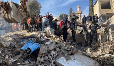 Devrim Muhafızları, Şam saldırısında 5 mensubunun öldüğünü duyurdu