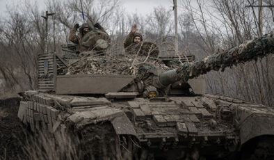 Ukrayna’da cephe hattında yılbaşında çatışmalar aralıksız sürdü