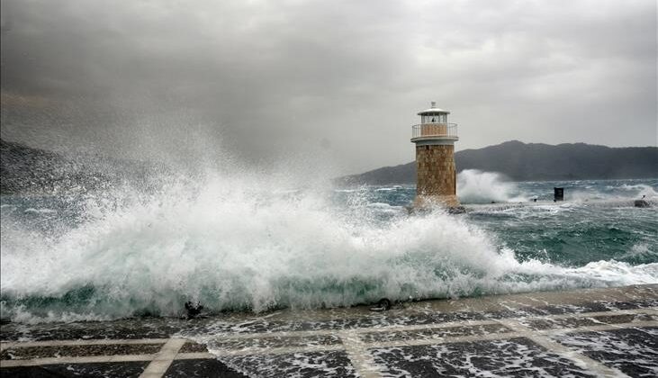 Batı Karadeniz, Marmara ve Kuzey Ege için fırtına uyarısı