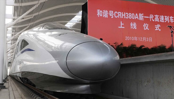Çin, 450 kilometre hıza çıkabilen treni hizmete sokmayı hedefliyor