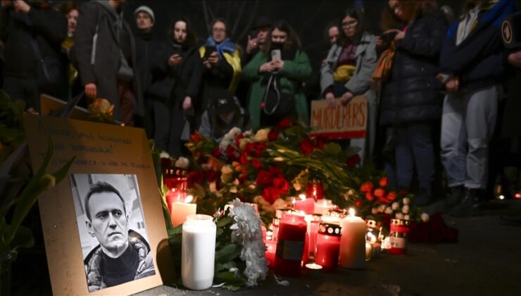 Cezaevinde ölen Rus muhalif Navalni’nin ekibi ve ailesi cenazeyi istiyor