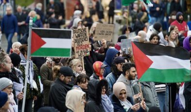 Almanya’da Filistin’e destek mitingi düzenlendi