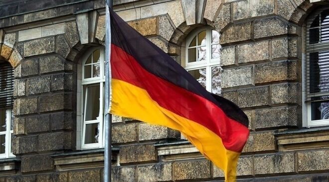 Almanya’da dış ticaret 22,3 milyar euro fazla verdi
