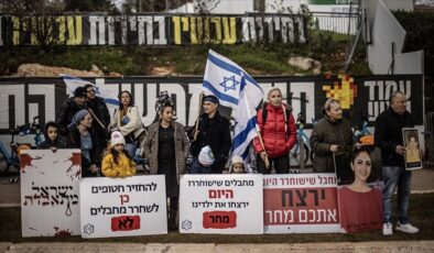 İsrail Meclisi önünde Gazze’ye destek gösterisi düzenlendi