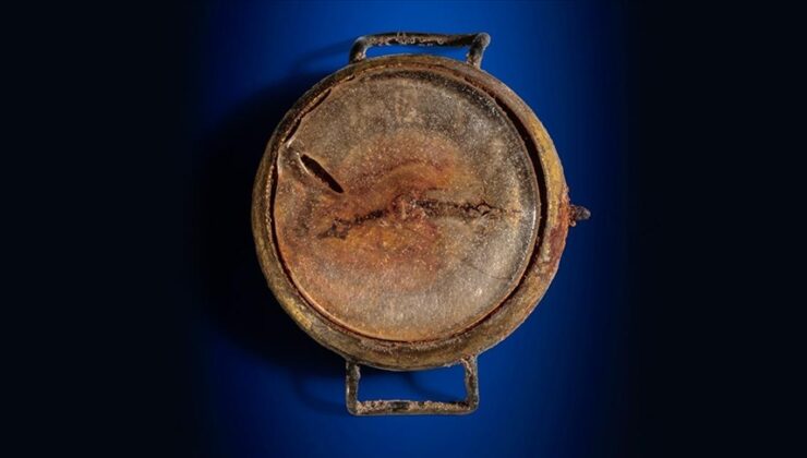 Hiroşima’nın kalıntılarında bulunan kol saati 31 bin dolara satıldı