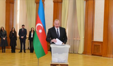 Anketlerde Aliyev oyların yüzde 93’ünü aldı