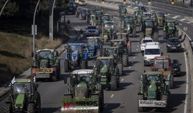 İspanya’da çiftçiler eylemlerini beşinci gün de sürdürdü