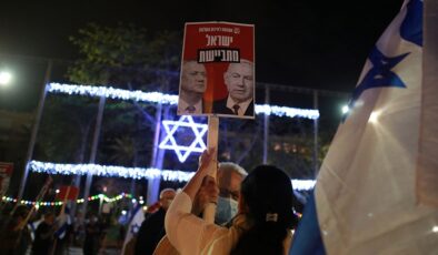 İsrail’de seçim anketi: Gantz, Netanyahu’nun önüne geçiyor