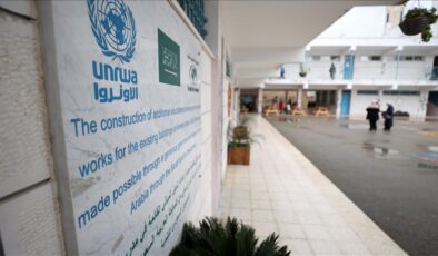 İsrail bankası, UNRWA’nın hesabını bloke etti