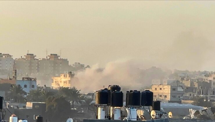 İsrail ordusu Gazze’deki Nasır Hastanesi’nin doğum servisini bastı