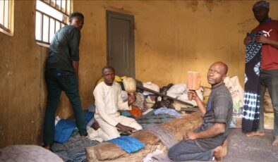 Nijerya, yabancı işçi çalıştıranlara yıllık vergi uygulaması başlatıyor