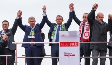 Mansur Yavaş ve Erdal Beşikçioğlu Etimesgut’ta seçim koordinasyon ofisi açtı