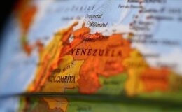 Venezuela, Ekvador’daki büyükelçiliğini kapattı
