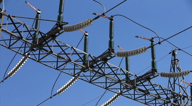 Türkiye’de dün 928 bin 924 MWh elektrik üretildi