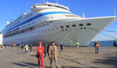 İzmir, Çeşme ve Kuşadası limanlarına bu yıl 705 kruvaziyer bekleniyor