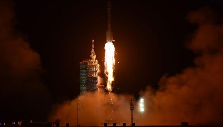 Çin askeri istihbarat amaçlı bir uyduyu uzaya fırlattı