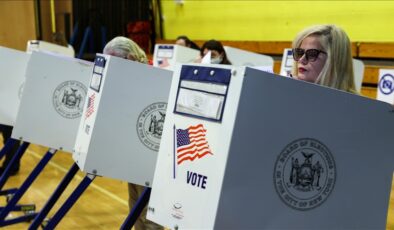 ABD’de 15 eyalette ön seçimler için oy kullanma işlemi başladı