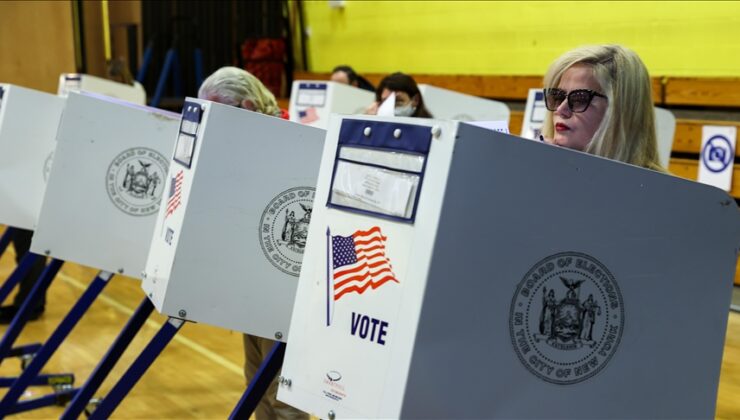 ABD’de 15 eyalette ön seçimler için oy kullanma işlemi başladı