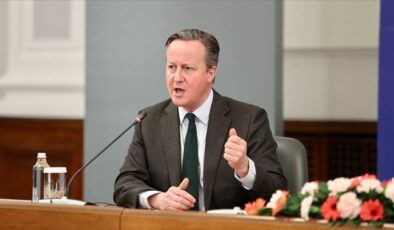 Cameron: İsrail Gazze’de yaşananların sorumluluğunu almak zorunda