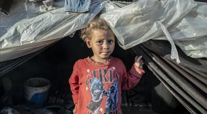Gazze Şeridi’nde yarısı çocuk 1,7 milyon Filistinli yerinden edildi