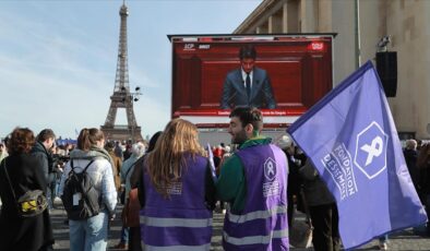 Fransa’da kürtaj hakkı anayasal güvence altına alındı