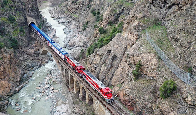 Türkiye’nin yeni turistik treni: Karaelmas Ekspresi