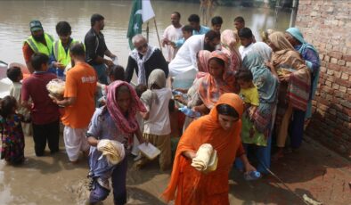 Pakistan’da şiddetli yağışlar can kaybına neden oldu