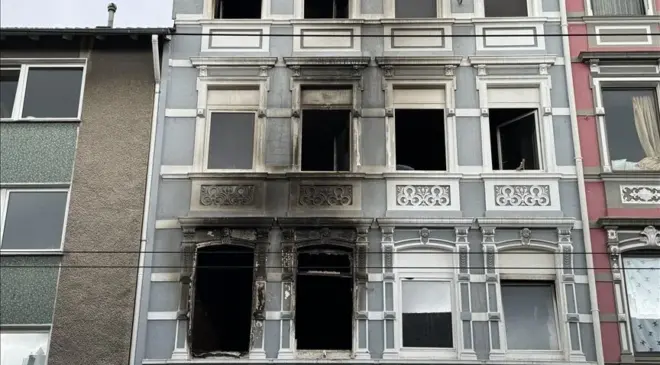 Almanya’da kundaklanan binadan kurtulan Türkler o anları anlattı