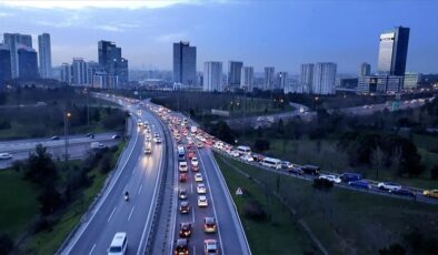 İstanbul’da trafik yoğunluğu yüzde 74’e çıktı
