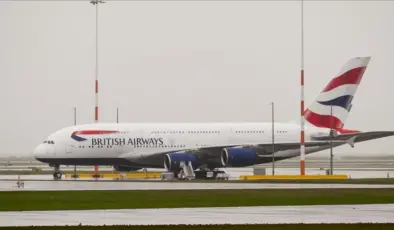 Londra’da iki yolcu uçağı çarpıştı!