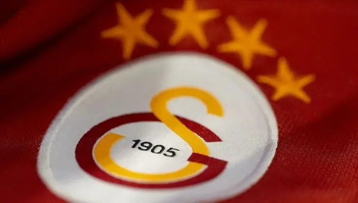 Galatasaray 5 futbolcu ile sözleşme uzattı
