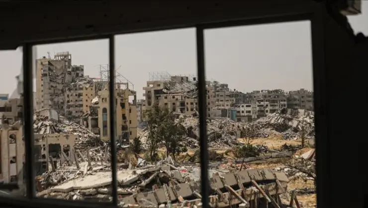 Gazze’deki 37 milyon ton molozun kaldırılması 14 yıl sürebilir