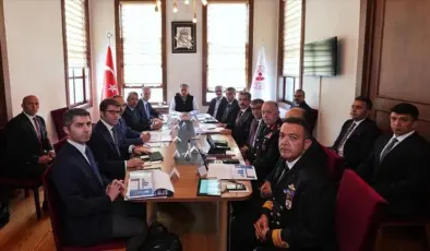 Bakan Yerlikaya’dan İstanbul’da “Güvenlik Toplantısı”