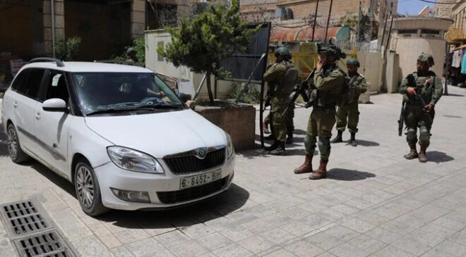İsrail polisi bıçakla saldırdığı iddiasıyla bir kişiyi öldürdü