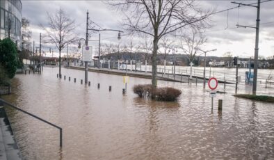 Almanya’da şiddetli yağış sel ve su baskınlarına neden oldu