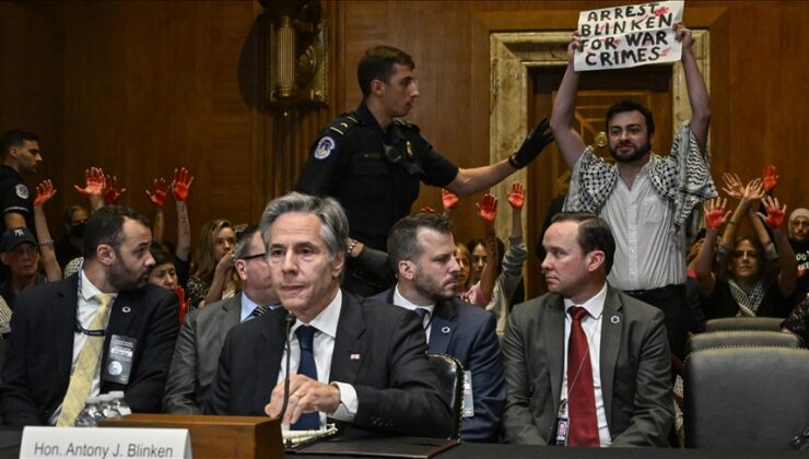 Blinken, Senato’ya ifade verdiği sırada protesto edildi