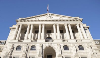 BoE Başkanı: Politika faizinde değişiklik ne ihtimal dışı ne de planlı