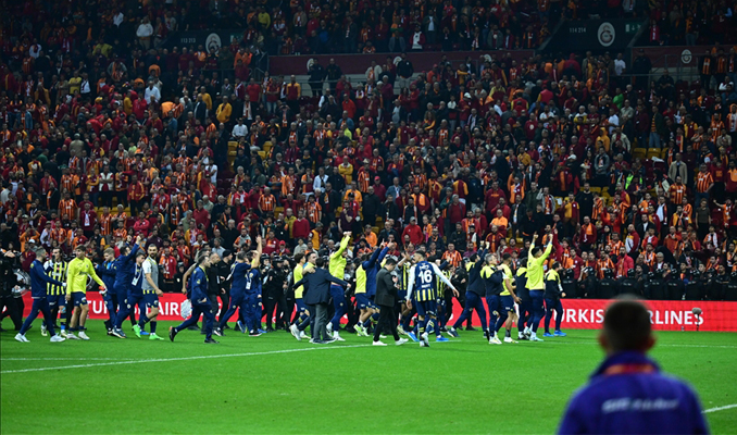 Fenerbahçe’den derbide yaşanan olaylarla ilgili açıklama